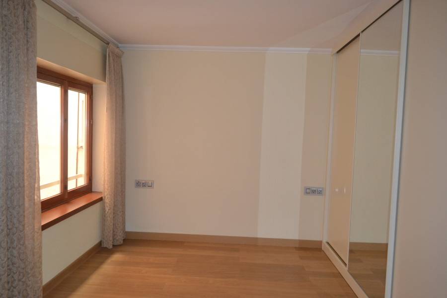 Sale - Apartment / Flat - Villajoyosa  - Urban Centre 