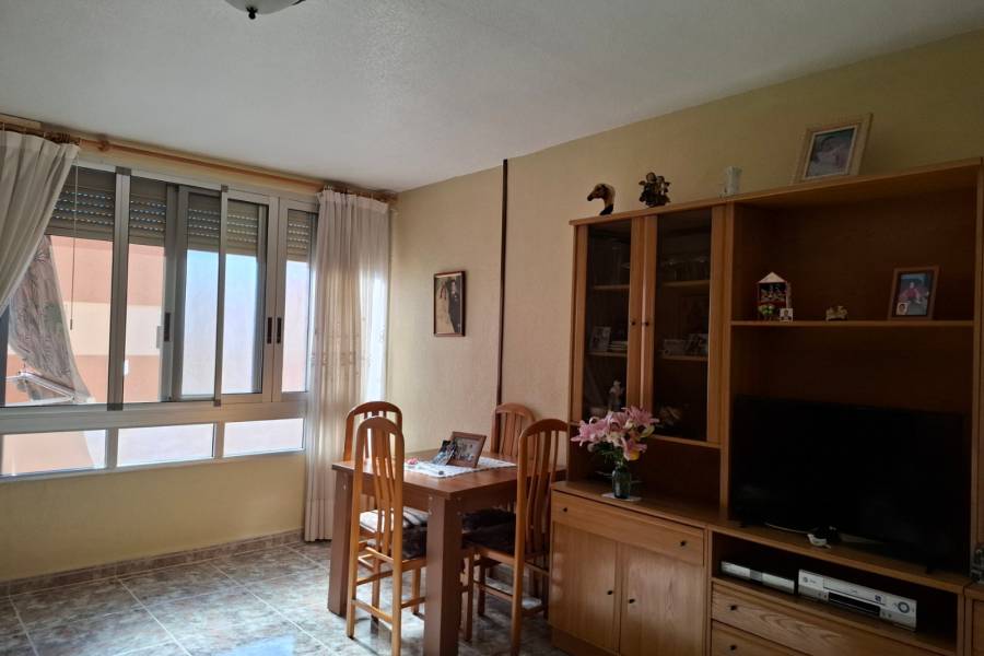 Sale - Apartment / Flat - Villajoyosa  - Urban Centre 