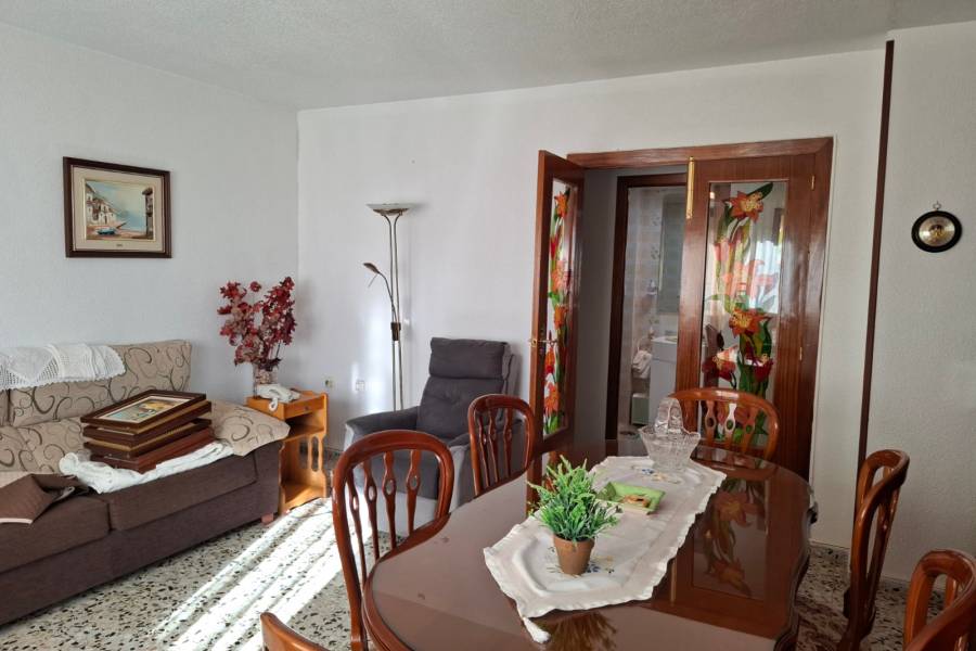 Sale - Apartment / Flat - Villajoyosa  - Urban Centre 