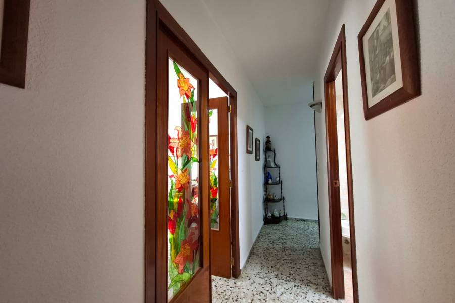Sale - Apartment / Flat - Villajoyosa  - Urban Centre 
