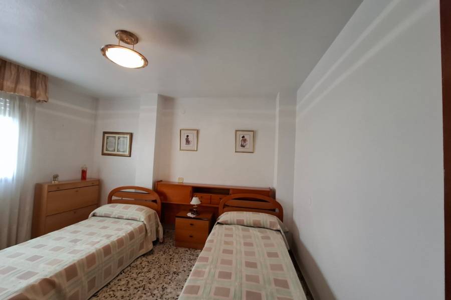 Sale - Apartment / Flat - Villajoyosa  - Urban Centre 