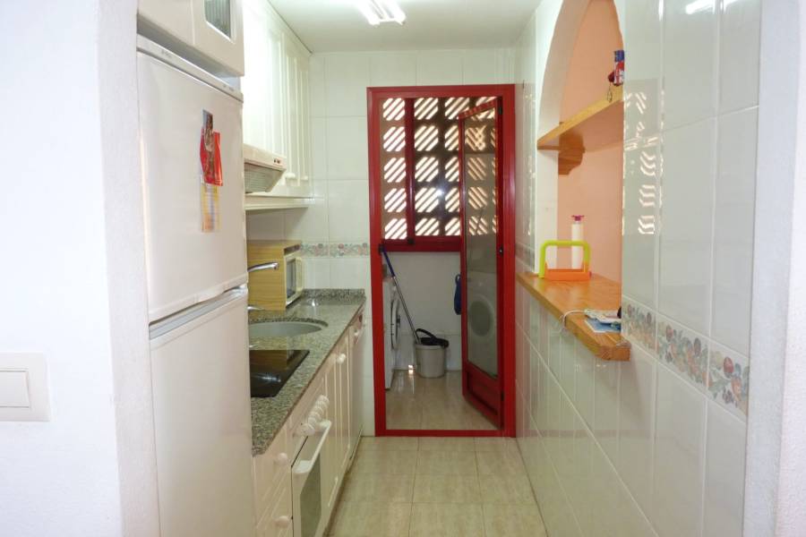 Sale - Apartment / Flat - Villajoyosa  - Terramar