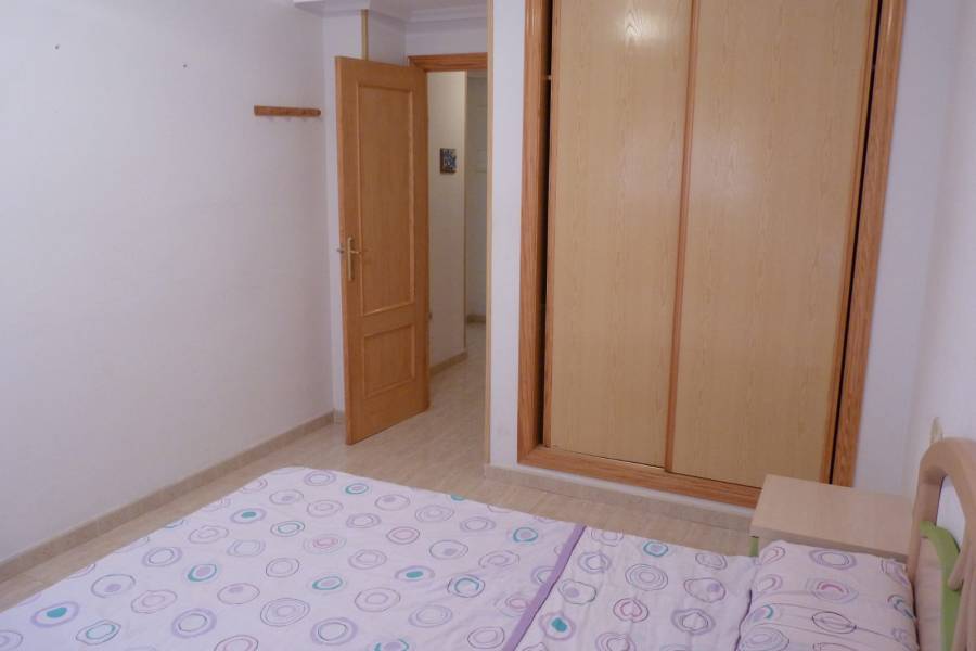 Sale - Apartment / Flat - Villajoyosa  - Terramar