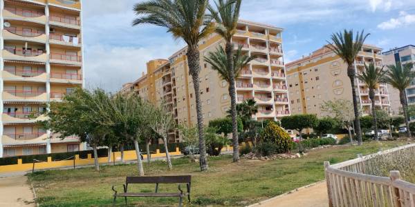 Apartment / Flat · Sale · Villajoyosa  · Terramar