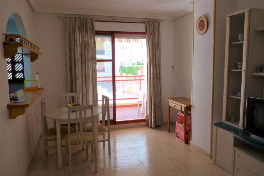 Sale - Apartment / Flat - Villajoyosa  - Terramar