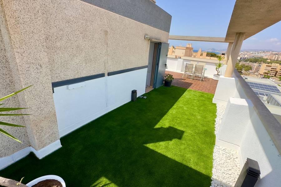 Sale - Penthouse - Villajoyosa  - Poble Nou - Montiboli